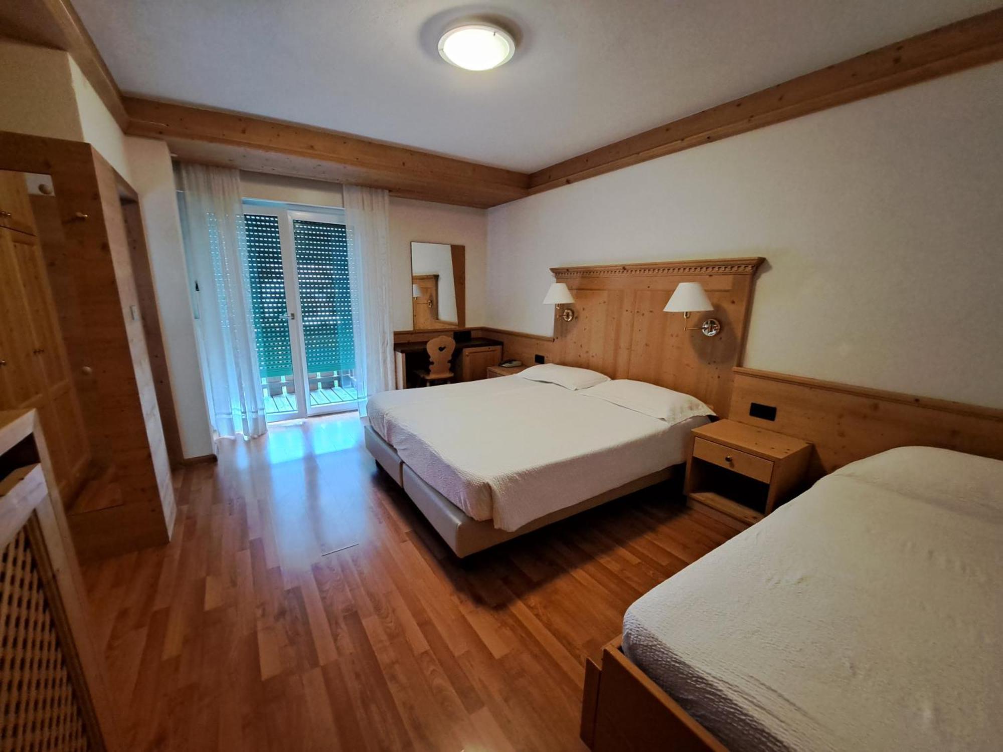 מולבנו Lake&Nature Hotel Gloria מראה חיצוני תמונה